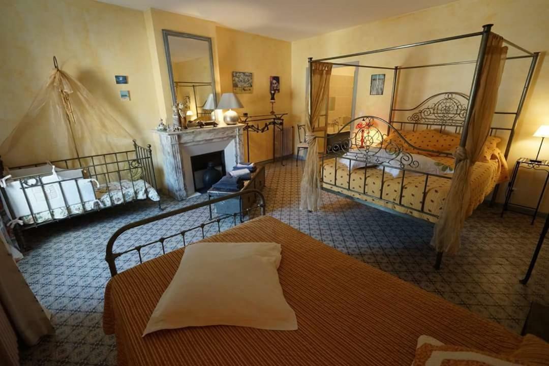La Maison De Josepha Hotell Ferrals-lès-Corbières Exteriör bild